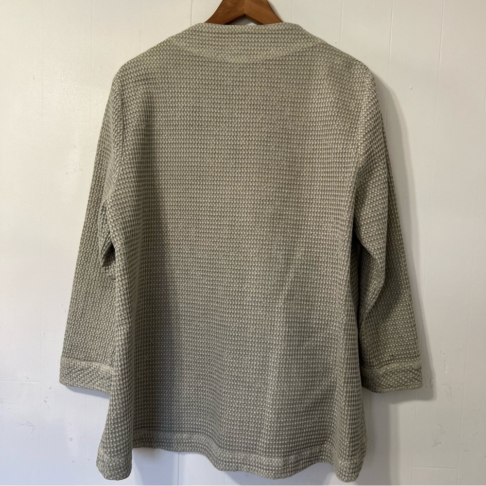 Light Sage/Gray Women's Waffle  Knit Wrap/Cardigan-Like New - Picture 16 of 16